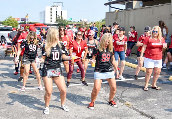 TAILGATE1111