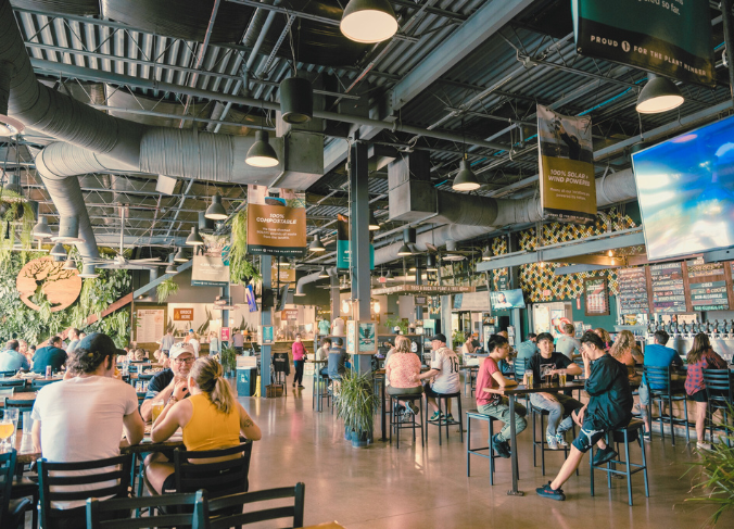 MadTree-Oakley-2_64852AF4-5056-B3A8-495E1964E8FBFAE6-64852a455056b3a_64852ddf-5056-b3a8-49a9a07de7b7e1ba